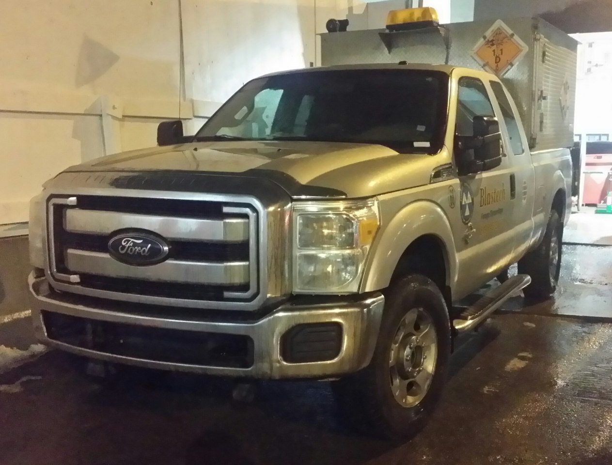 Ford F-350 Super Duty III Super Cab Short box 6.7 V8 Power Stroke TD ...